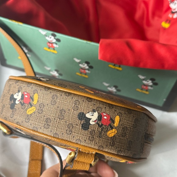 Gucci Mickey backpack - Picture 3 of 8